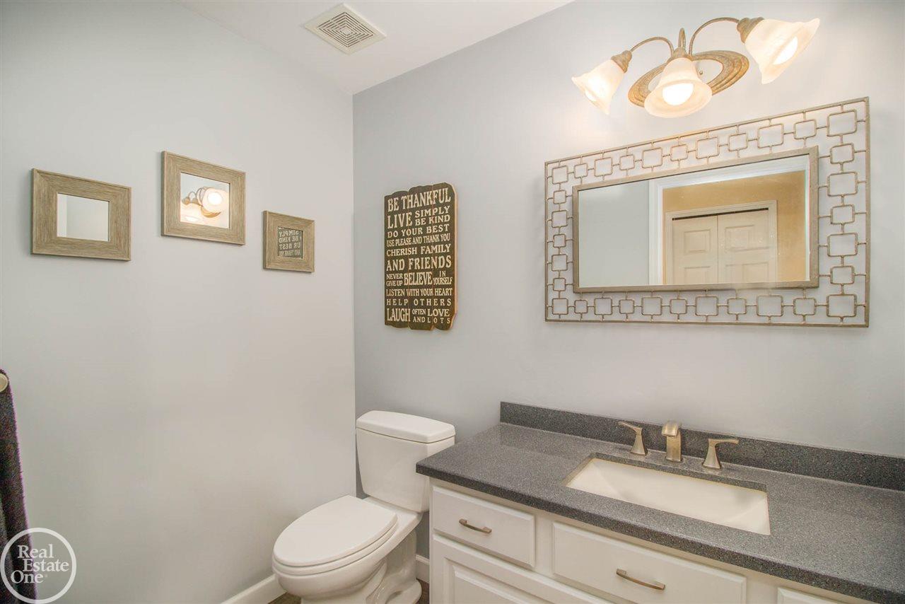 10971 Chicago Road Warren, MI 48093 - Photo 23 of 45