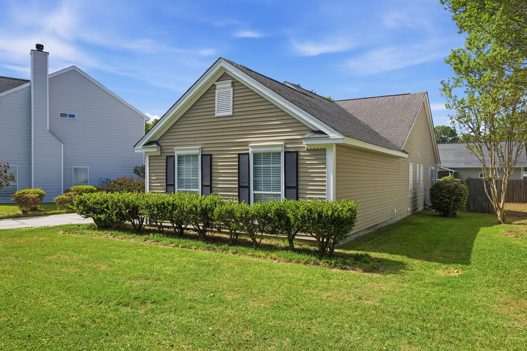 1929 Treebark Drive Charleston, SC 29414 - Photo 3 of 28 03-1929_003