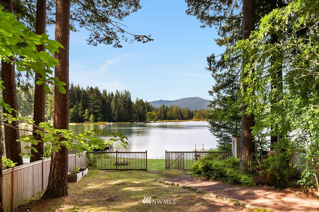7335 Lake Alice Road Southeast Fall City, WA 98024 - Photo 13 of 25 Gallery Image 13