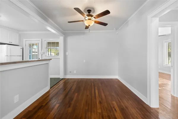 $1,750 | 727 Meadow Lane, Bryan, TX 77802