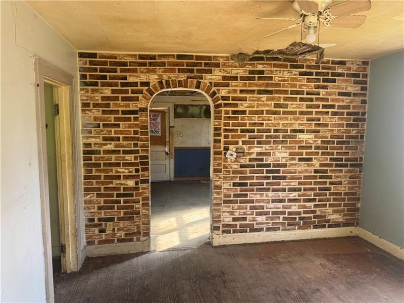 112 Wide Street Houston, PA 15342 - Photo 4 of 7 a view of outdoor space