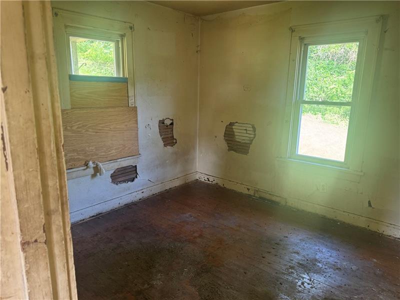 112 Wide Street Houston, PA 15342 - Photo 5 of 7 a view of a bathroom