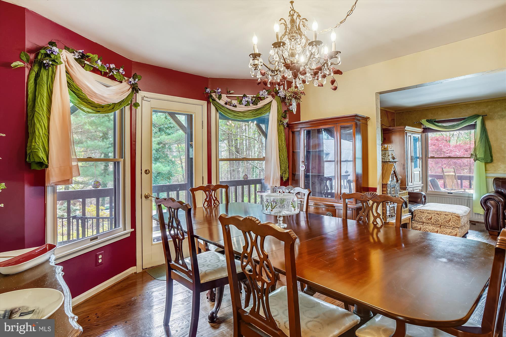 5109 Reels Mill Road Frederick, MD 21704 - Photo 19 of 103 SPACIOUS DINING ROOM