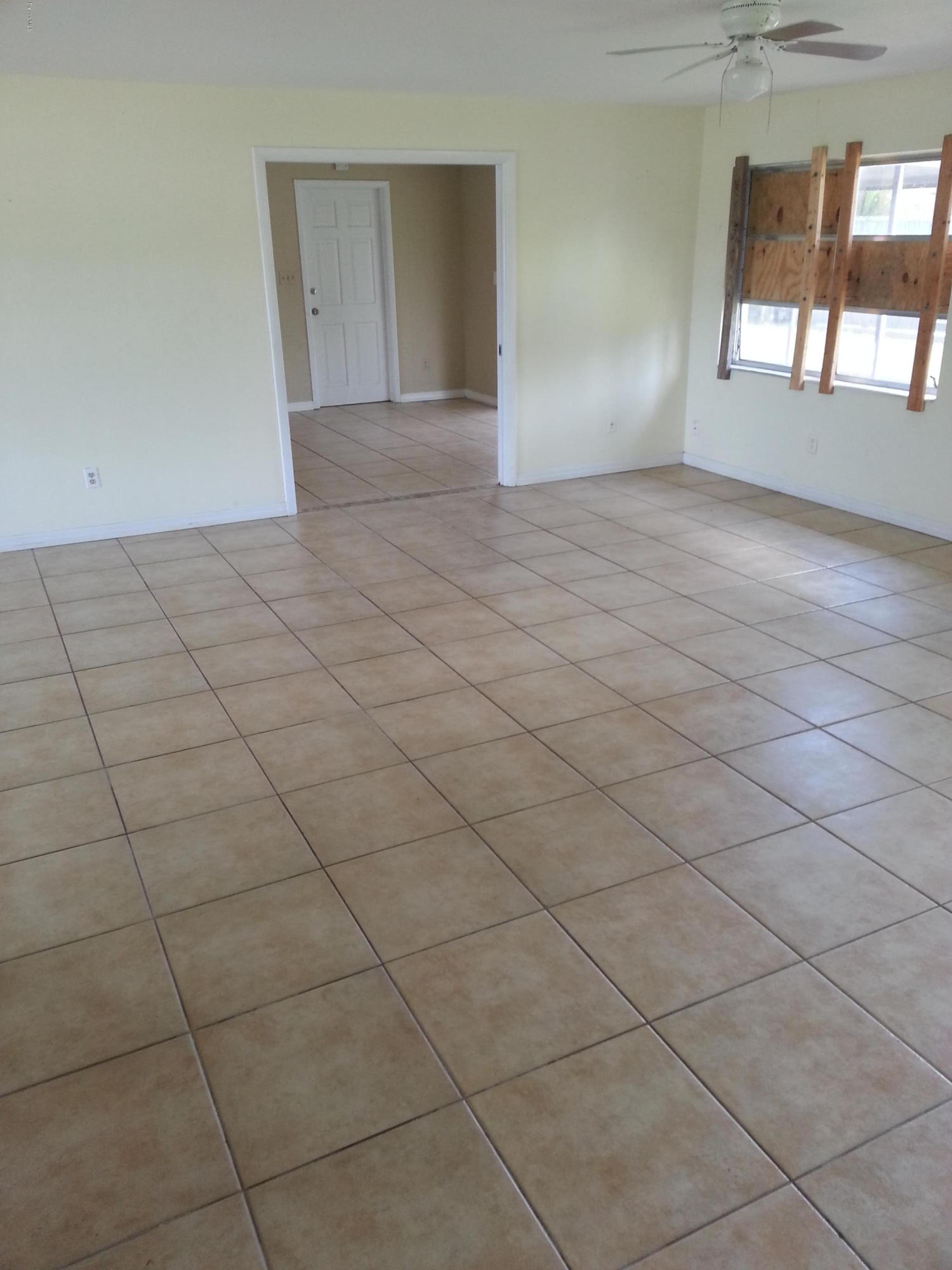915 Hall Street Melbourne, FL 32901 - Photo 3 of 11 20150414_104004