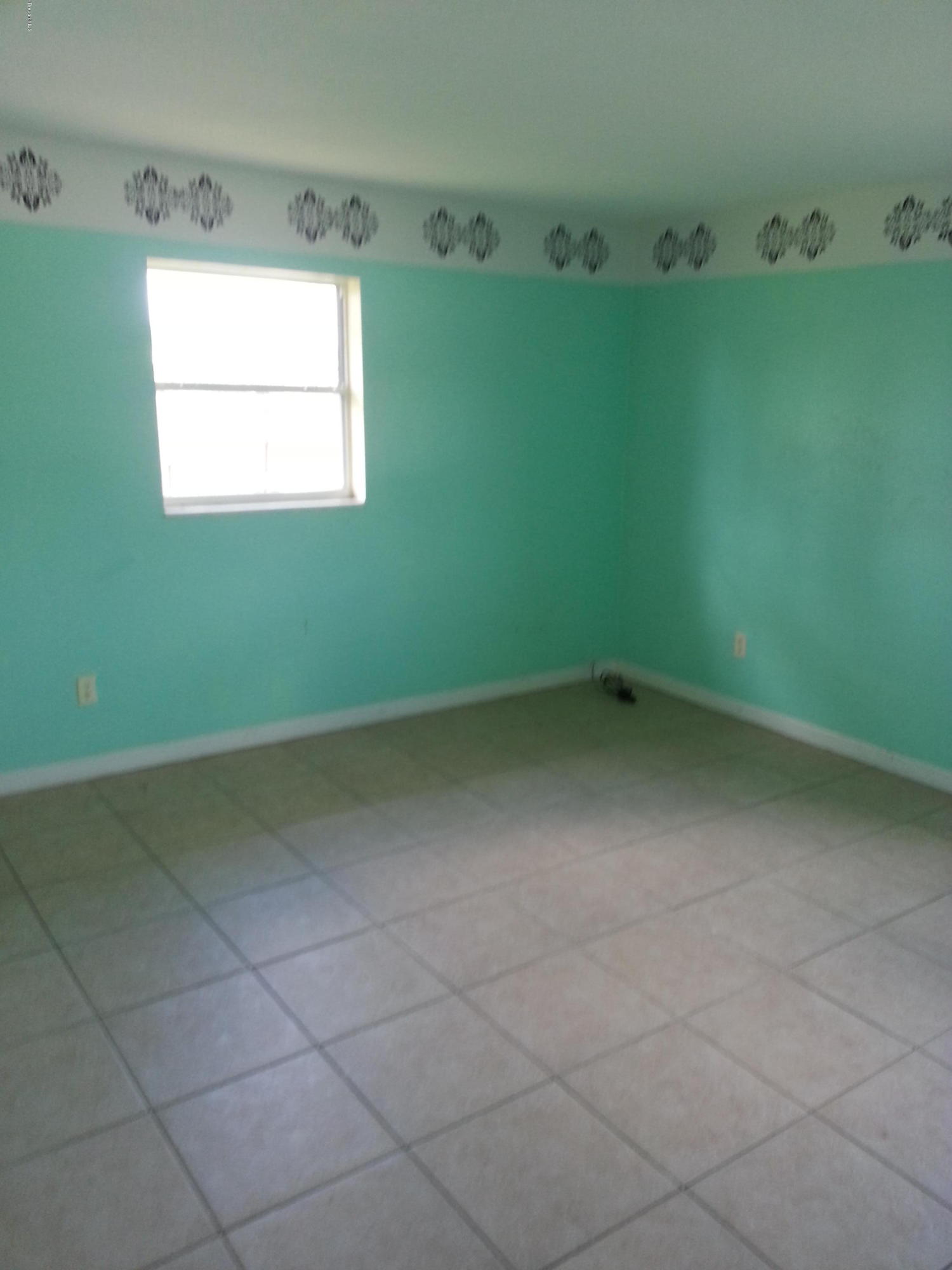 915 Hall Street Melbourne, FL 32901 - Photo 4 of 11 20150414_103912