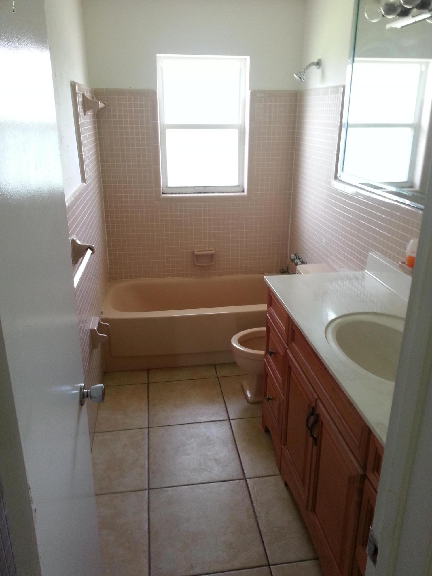 915 Hall Street Melbourne, FL 32901 - Photo 6 of 11 20150414_103856