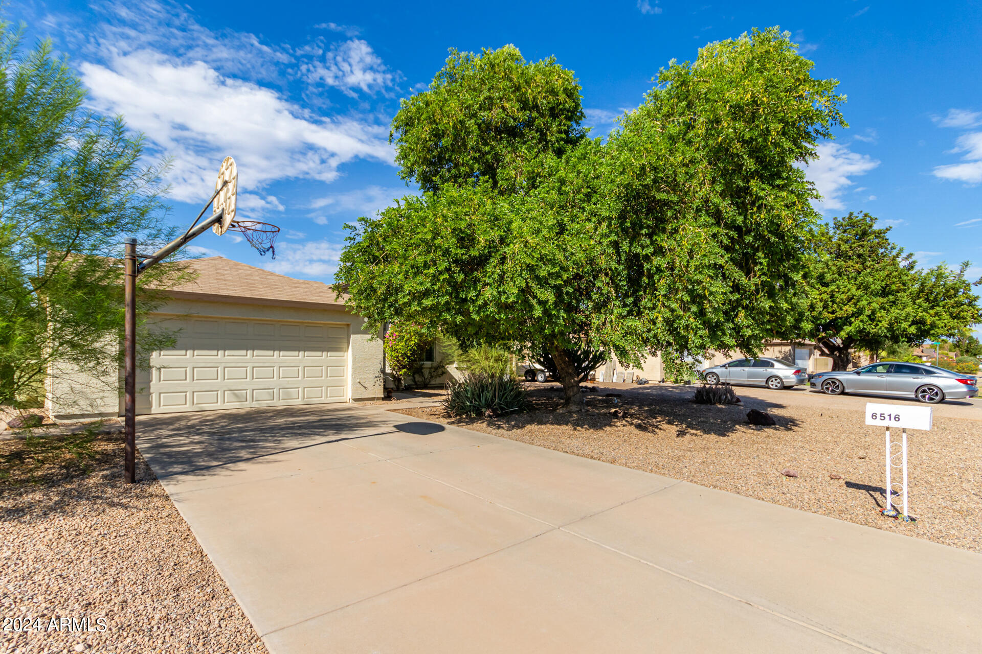 6516 West Mountain View Road Glendale, AZ 85302 - Photo 2 of 35