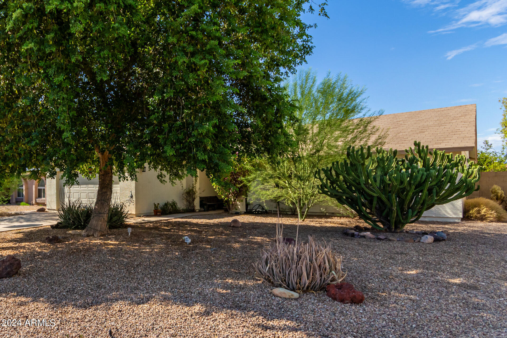 6516 West Mountain View Road Glendale, AZ 85302 - Photo 3 of 35 a view of backyard with green space