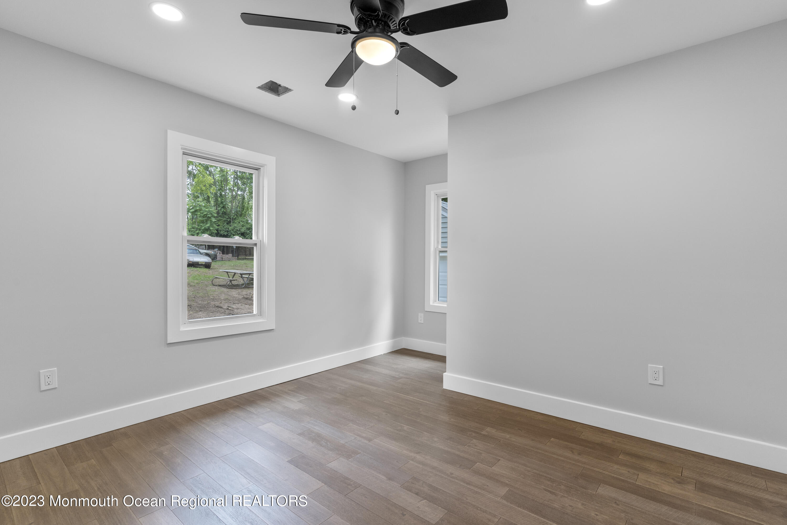 91 Locust Avenue Red Bank, NJ 07701 - Photo 13 of 21 91 Locust Ave (16)