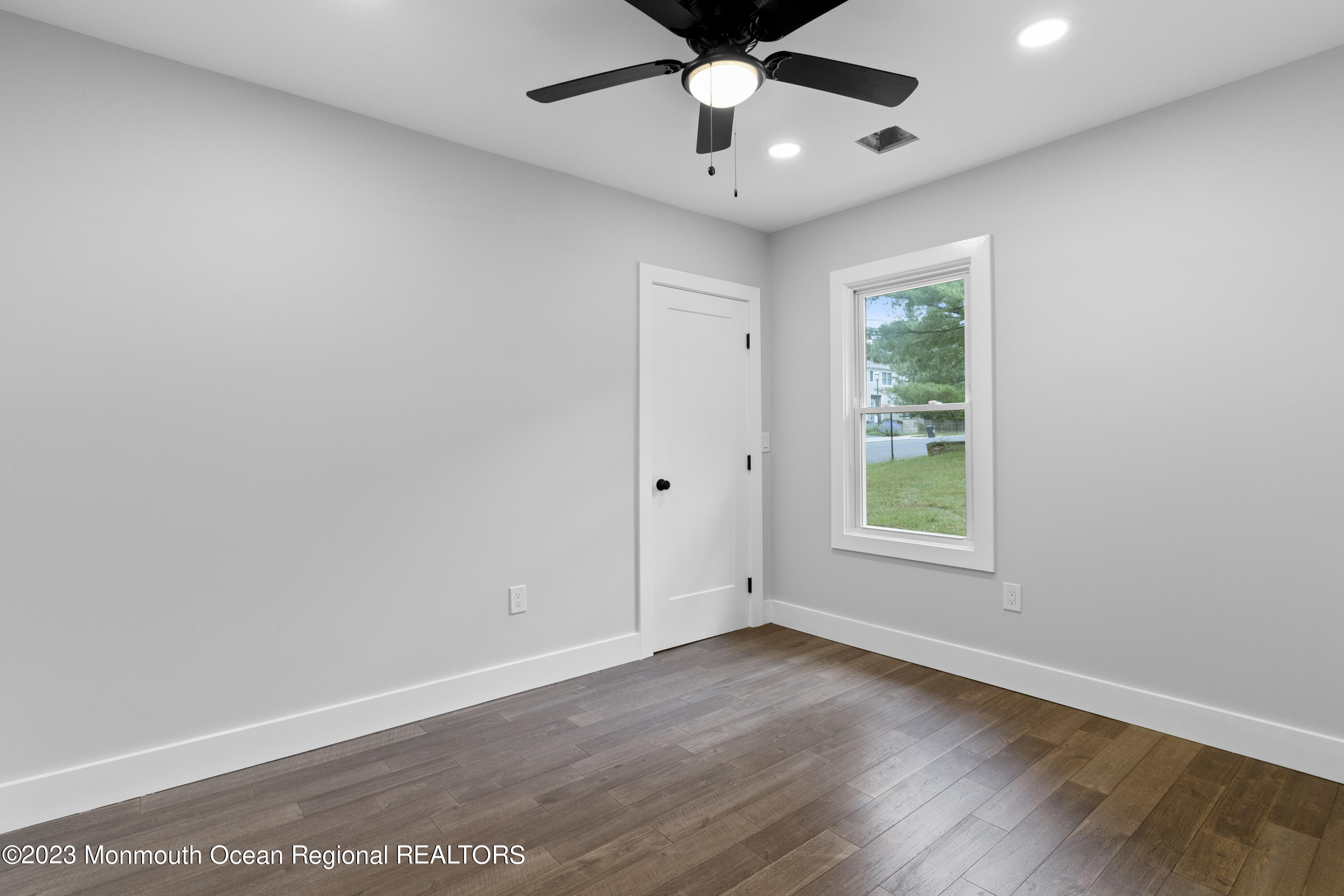 91 Locust Avenue Red Bank, NJ 07701 - Photo 16 of 21 91 Locust Ave (13)