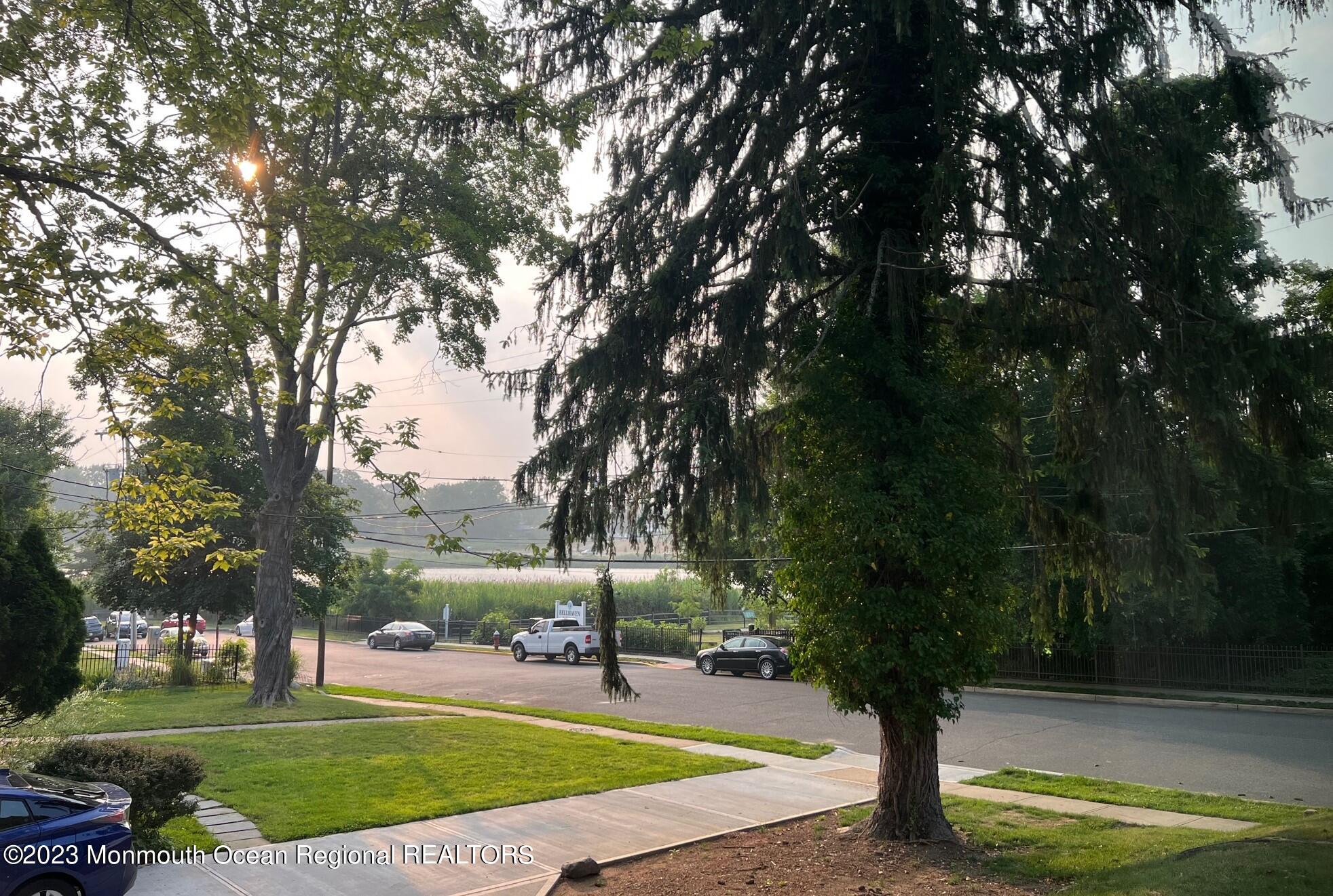 91 Locust Avenue Red Bank, NJ 07701 - Photo 19 of 21 Shrewsbury River View2