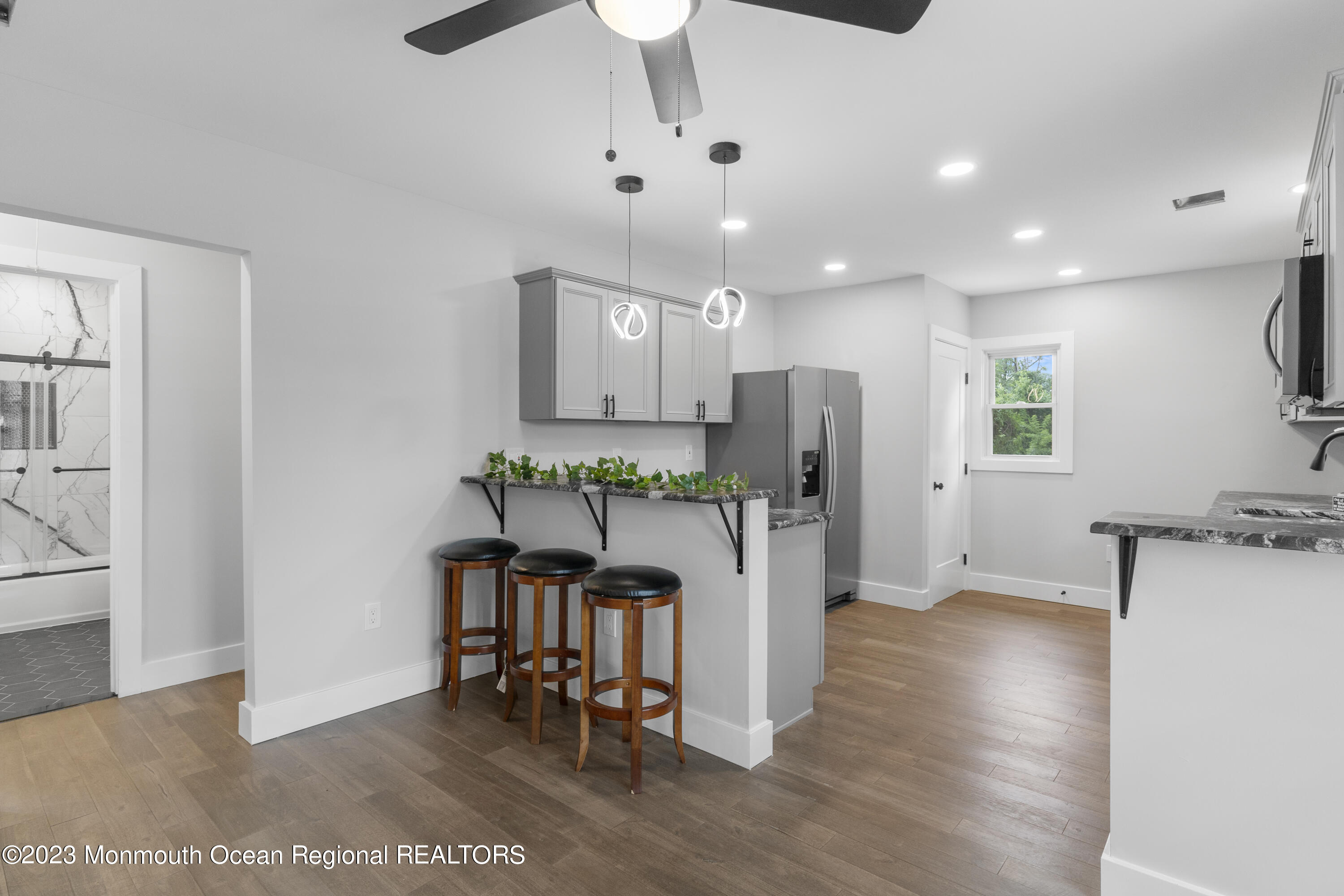 91 Locust Avenue Red Bank, NJ 07701 - Photo 10 of 21 91 Locust Ave (8)