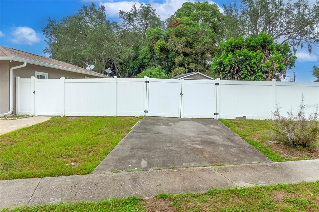 7367 Gates Circle Spring Hill, FL 34606 - Photo 23 of 31