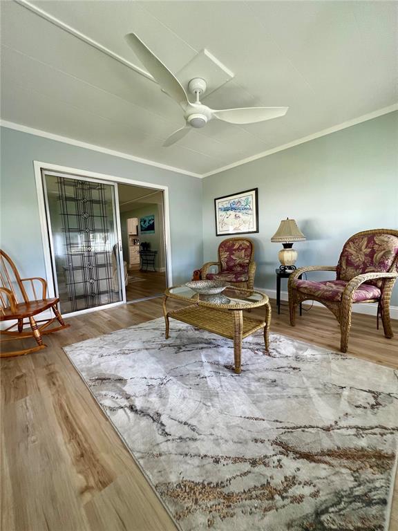 10399 67th Avenue North, Unit 86 St. Petersburg, FL 33708 - Photo 3 of 57