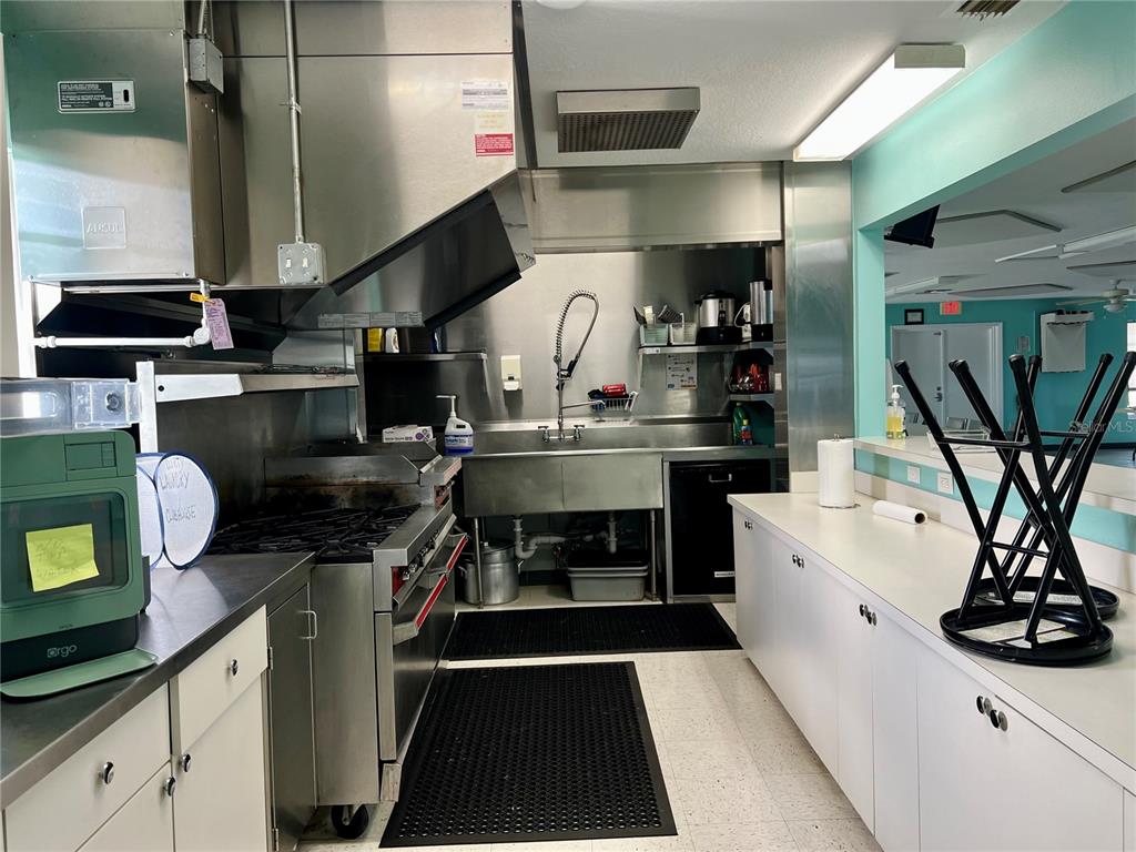 10399 67th Avenue North, Unit 86 St. Petersburg, FL 33708 - Photo 45 of 57