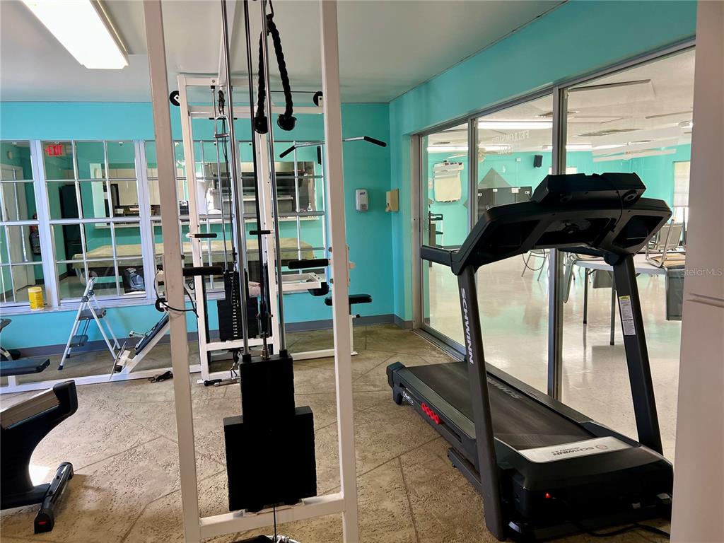 10399 67th Avenue North, Unit 86 St. Petersburg, FL 33708 - Photo 51 of 57