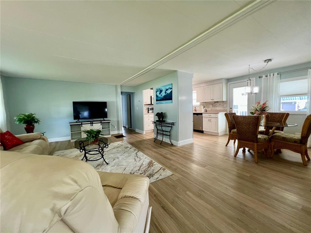 10399 67th Avenue North, Unit 86 St. Petersburg, FL 33708 - Photo 6 of 57