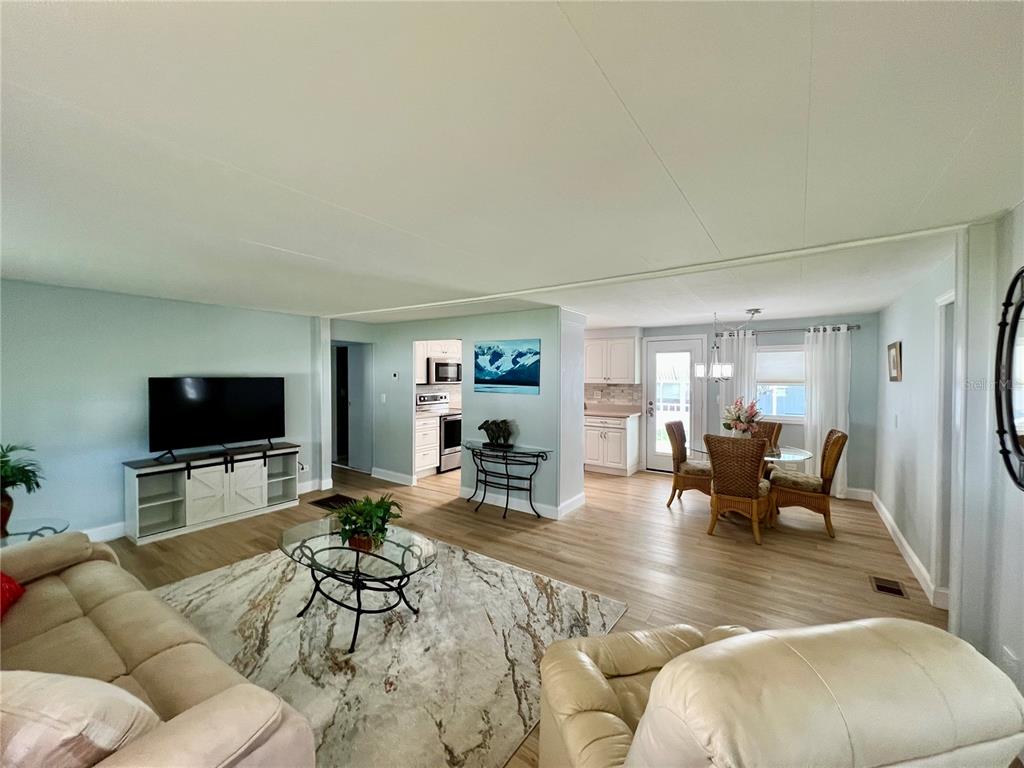 10399 67th Avenue North, Unit 86 St. Petersburg, FL 33708 - Photo 7 of 57