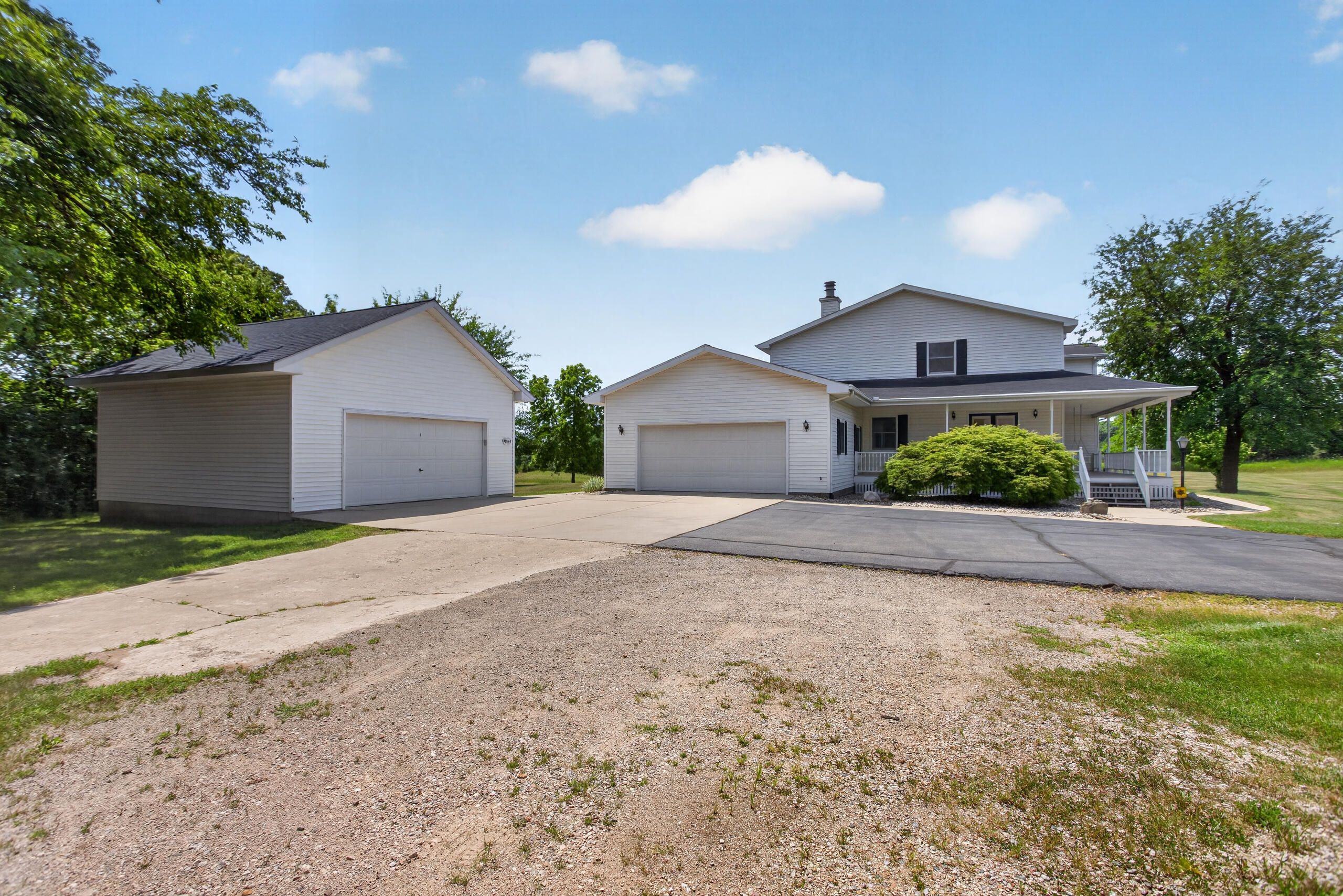 4001 Hoyer Road Jackson, MI 49201 - Photo 4 of 93 IMG_6846