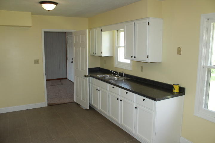 1765 Sandhill Road Whitley City, KY 42653 - Photo 13 of 21 IMG_1424
