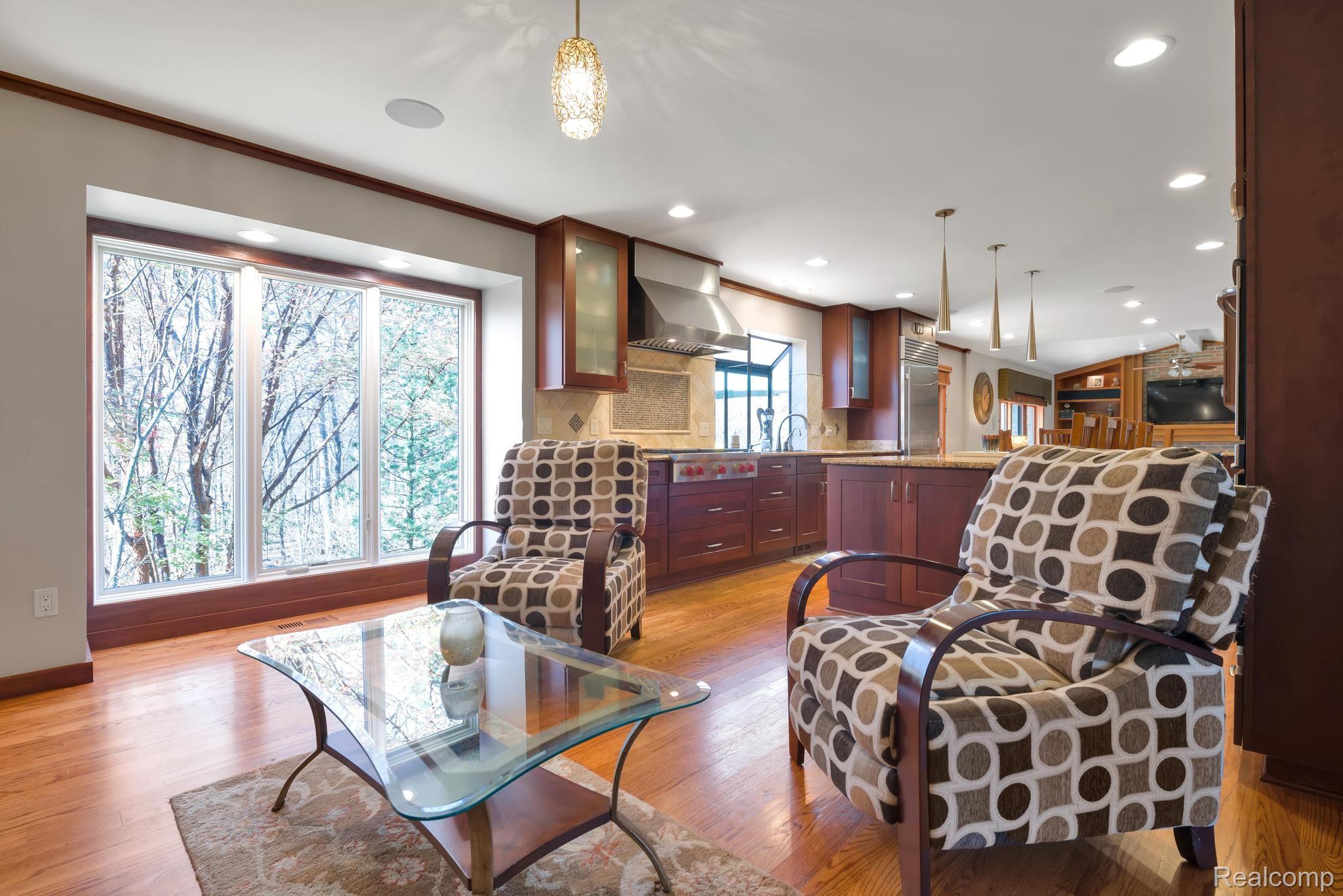 2177 Clinton View Circle Rochester, MI 48309 - Photo 27 of 74 Gallery Image 27