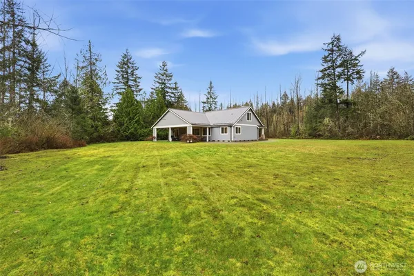 $1,200,000 | 10717 212th Street East, Graham, WA 98338