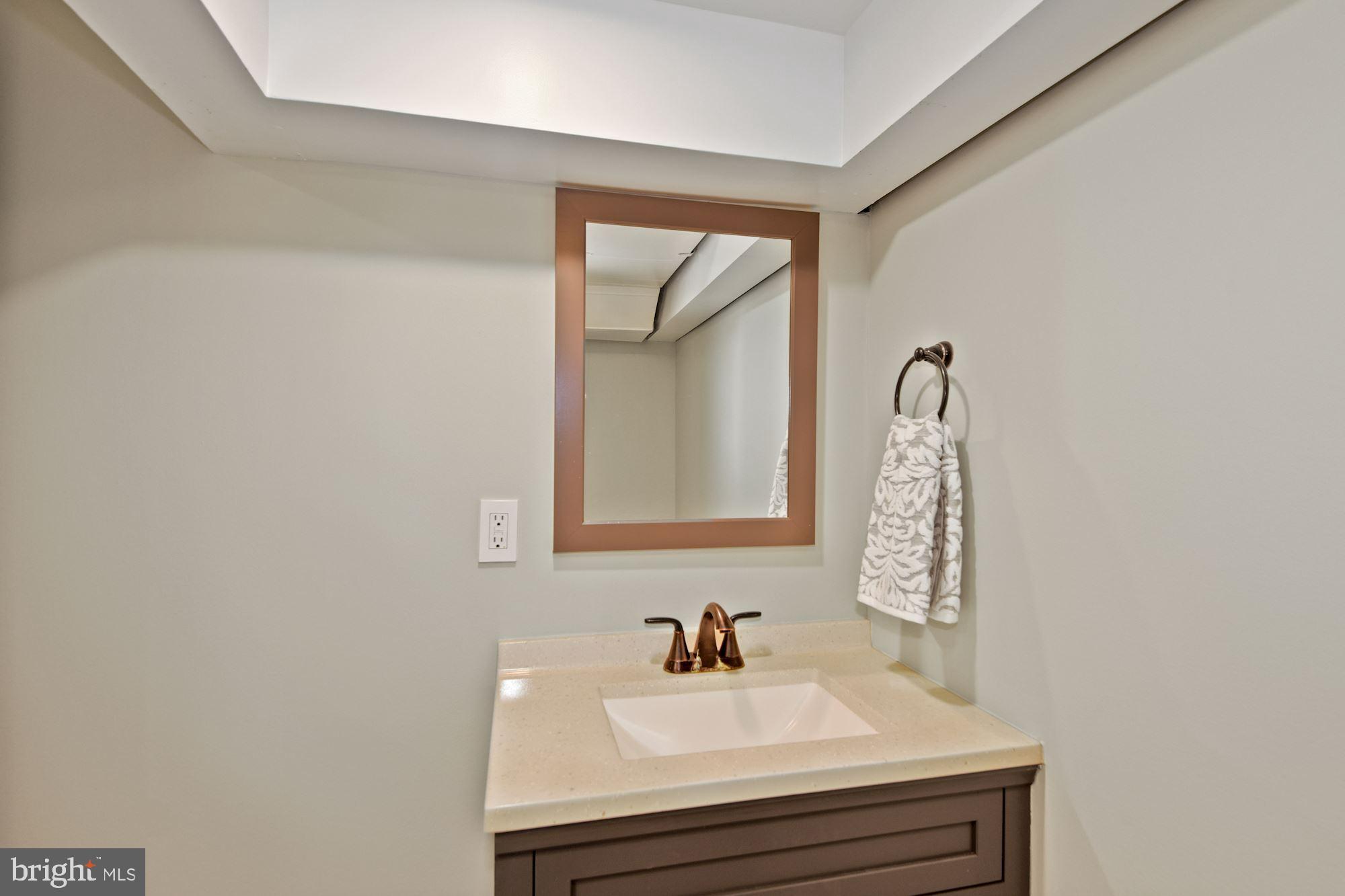 2610 Arvin Street Silver Spring, MD 20902 - Photo 27 of 38 Basement full bathroom.