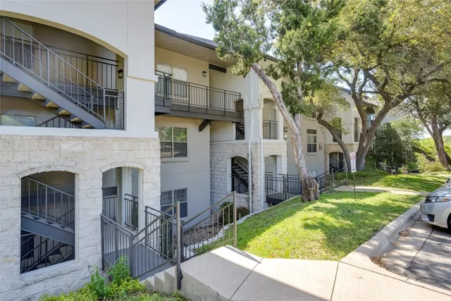 $1,650 | 6000 Shepherd Mountain Cove, Unit 407, Austin, TX 78730