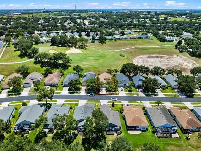 $358,500 | 890 Summit Greens Boulevard, Clermont, FL 34711