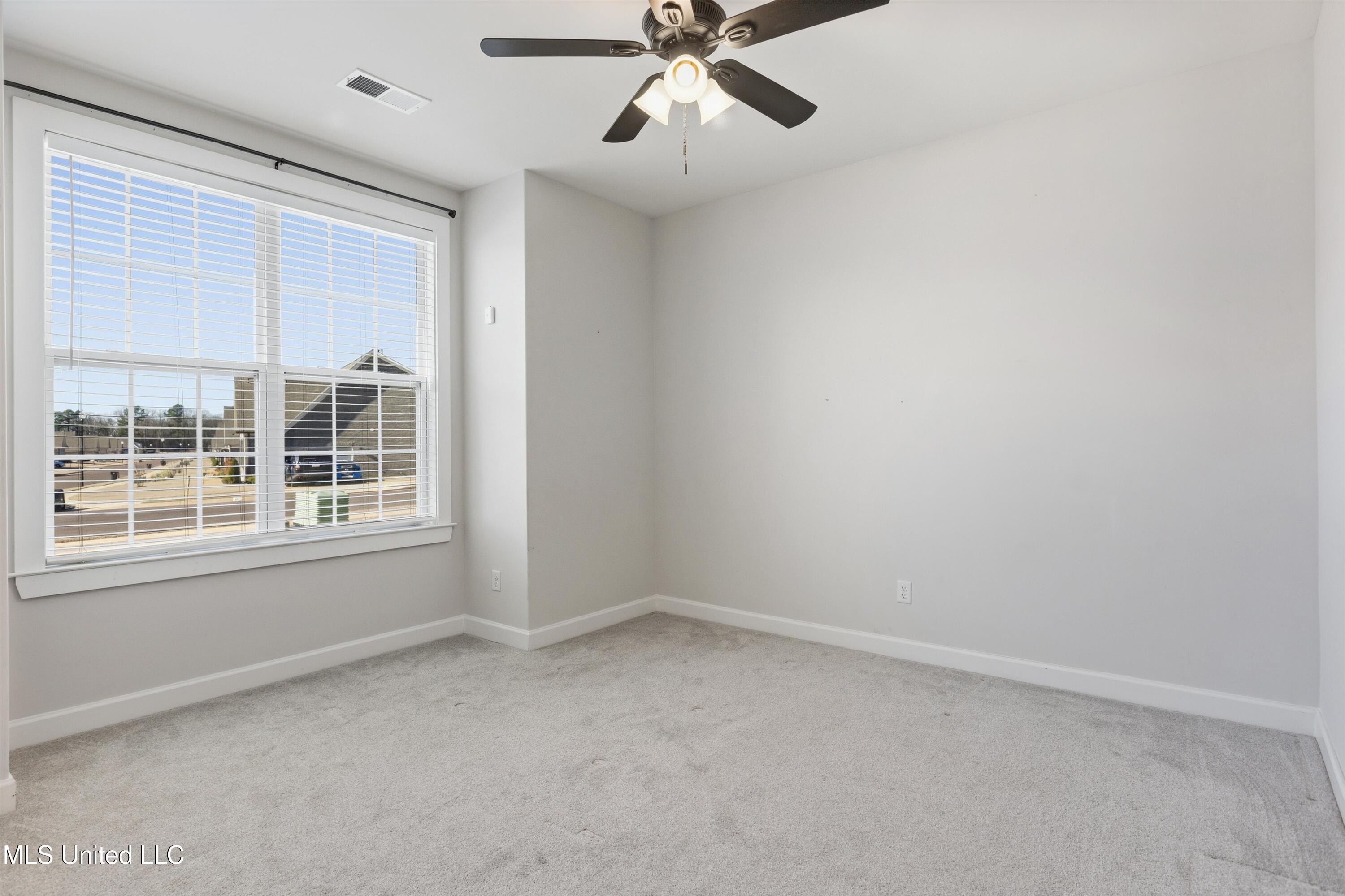 372 Fawn Grove Trail Hernando, MS 38632 - Photo 27 of 41 27-372 Fawn Grove Trail-27