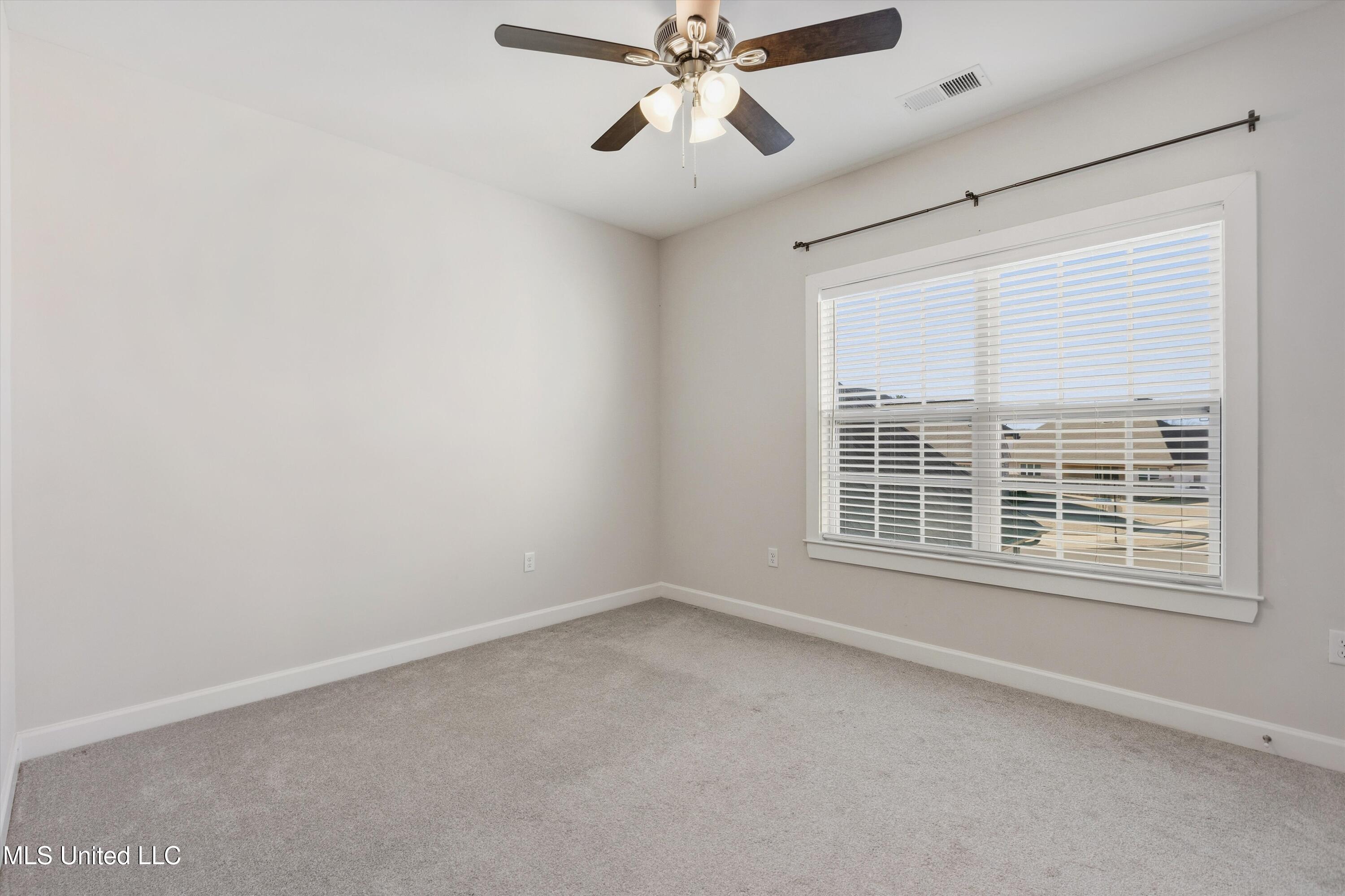 372 Fawn Grove Trail Hernando, MS 38632 - Photo 32 of 41 32-372 Fawn Grove Trail-32