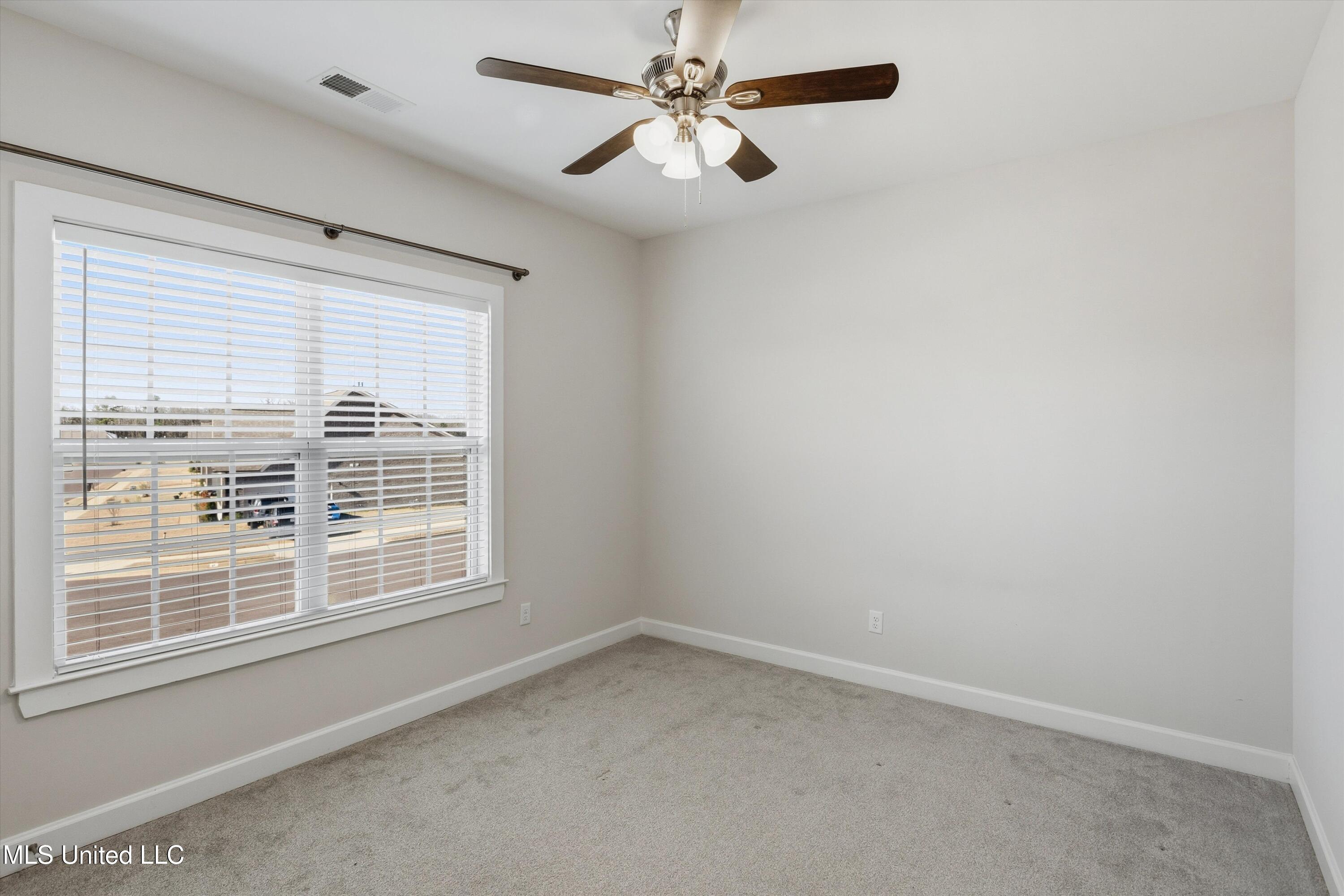 372 Fawn Grove Trail Hernando, MS 38632 - Photo 36 of 41 36-372 Fawn Grove Trail-36