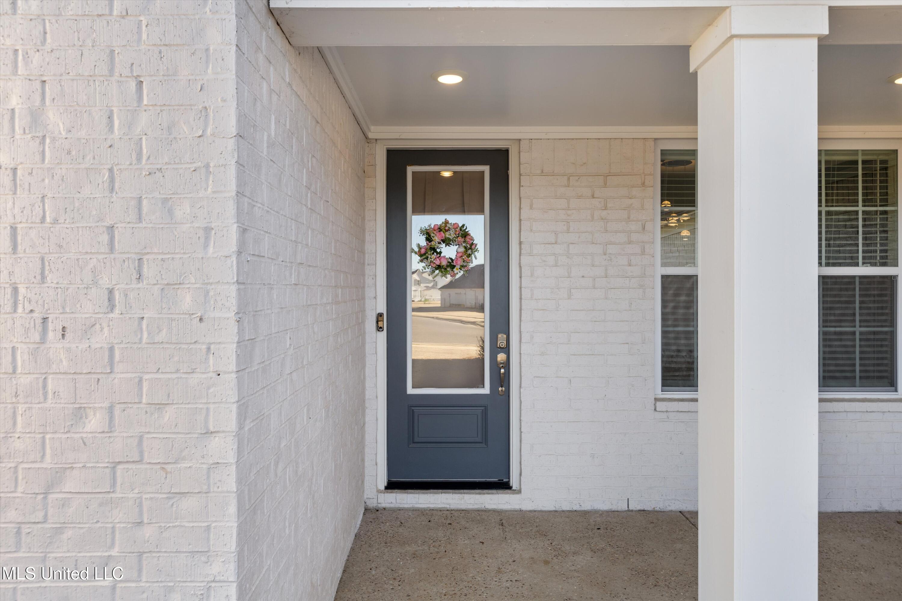 372 Fawn Grove Trail Hernando, MS 38632 - Photo 4 of 41 04-372 Fawn Grove Trail-4