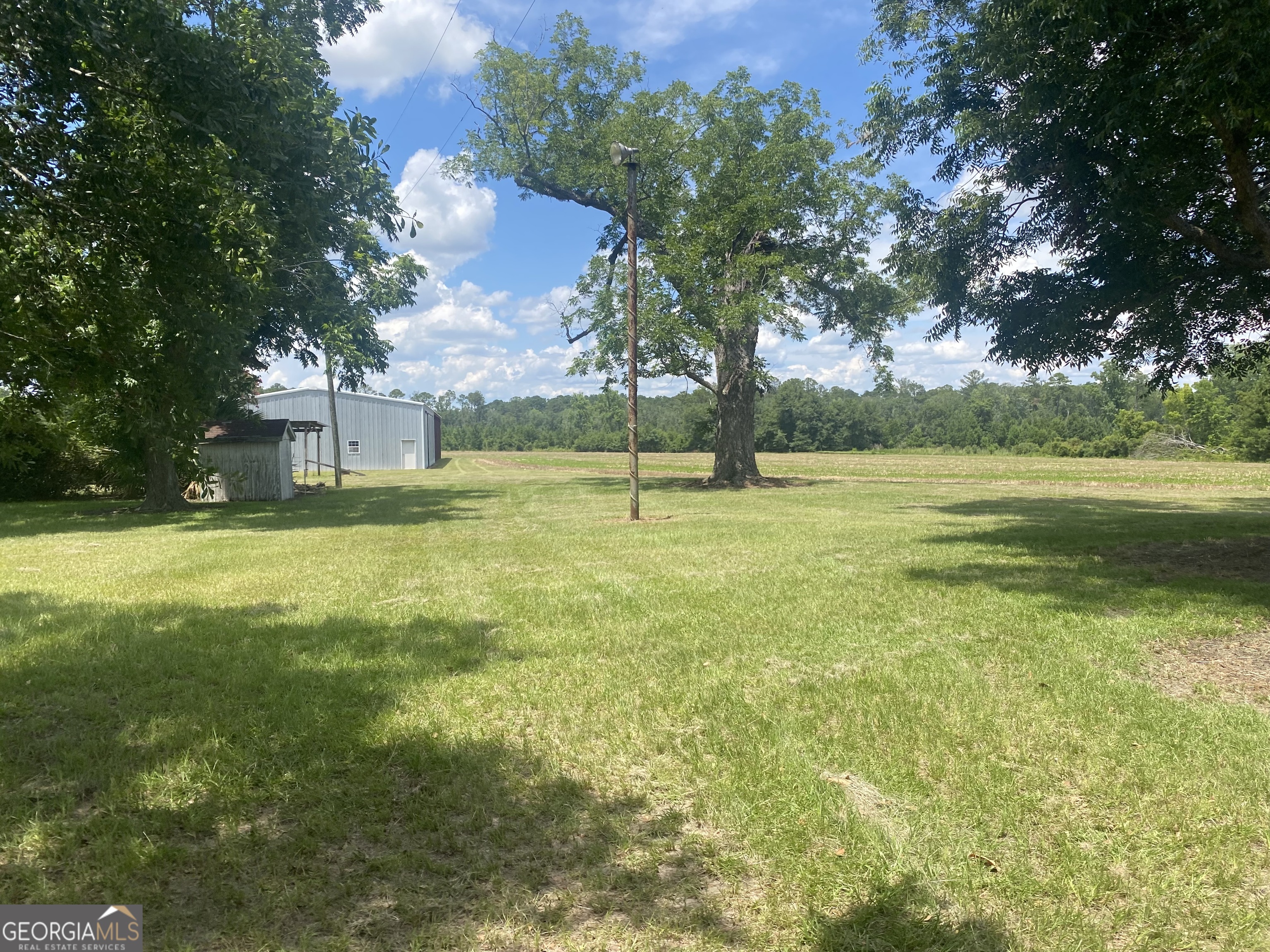 4848 Holmesville Road Jesup, GA 31545 - Photo 3 of 5