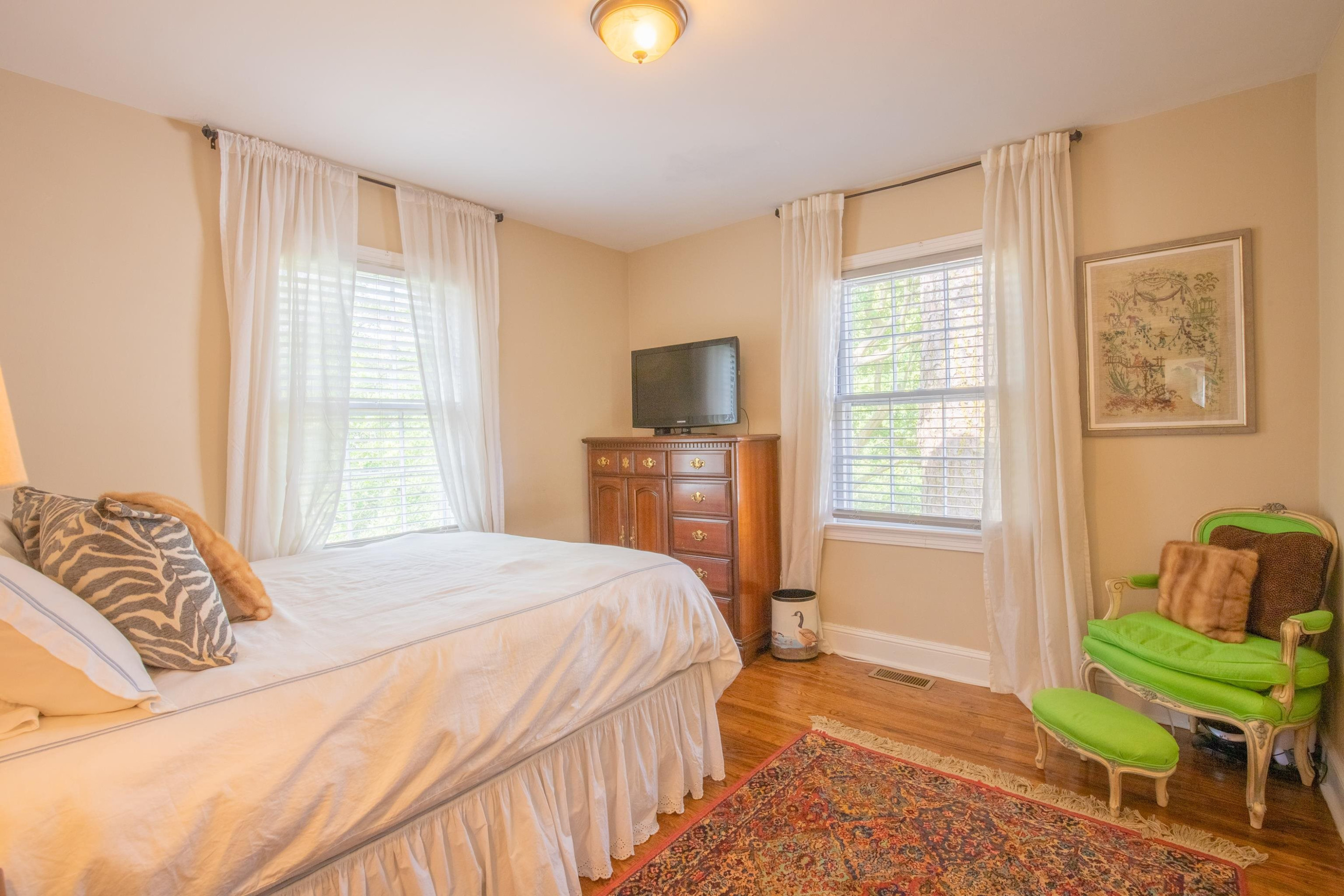 2711 Gordon Street Raleigh, NC 27608 - Photo 25 of 36 Photo 25