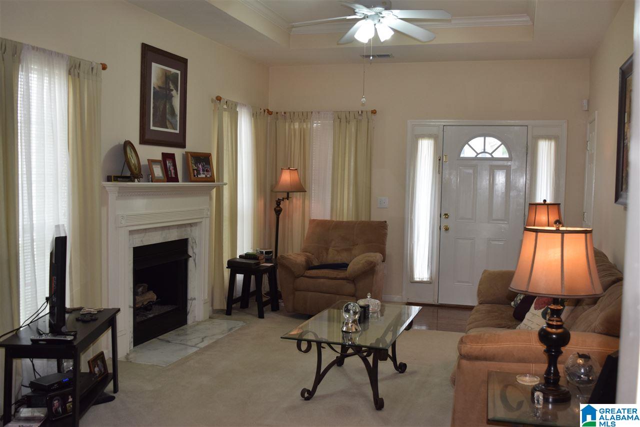 517 Walker Road Pelham, AL 35124 - Photo 4 of 31