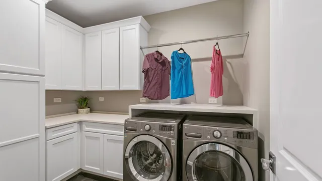 $1,300,000 | 26303 West Merton Road, Barrington, IL 60010