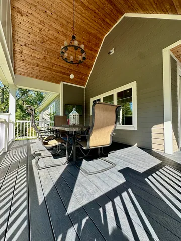 $1,300,000 | 26303 West Merton Road, Barrington, IL 60010