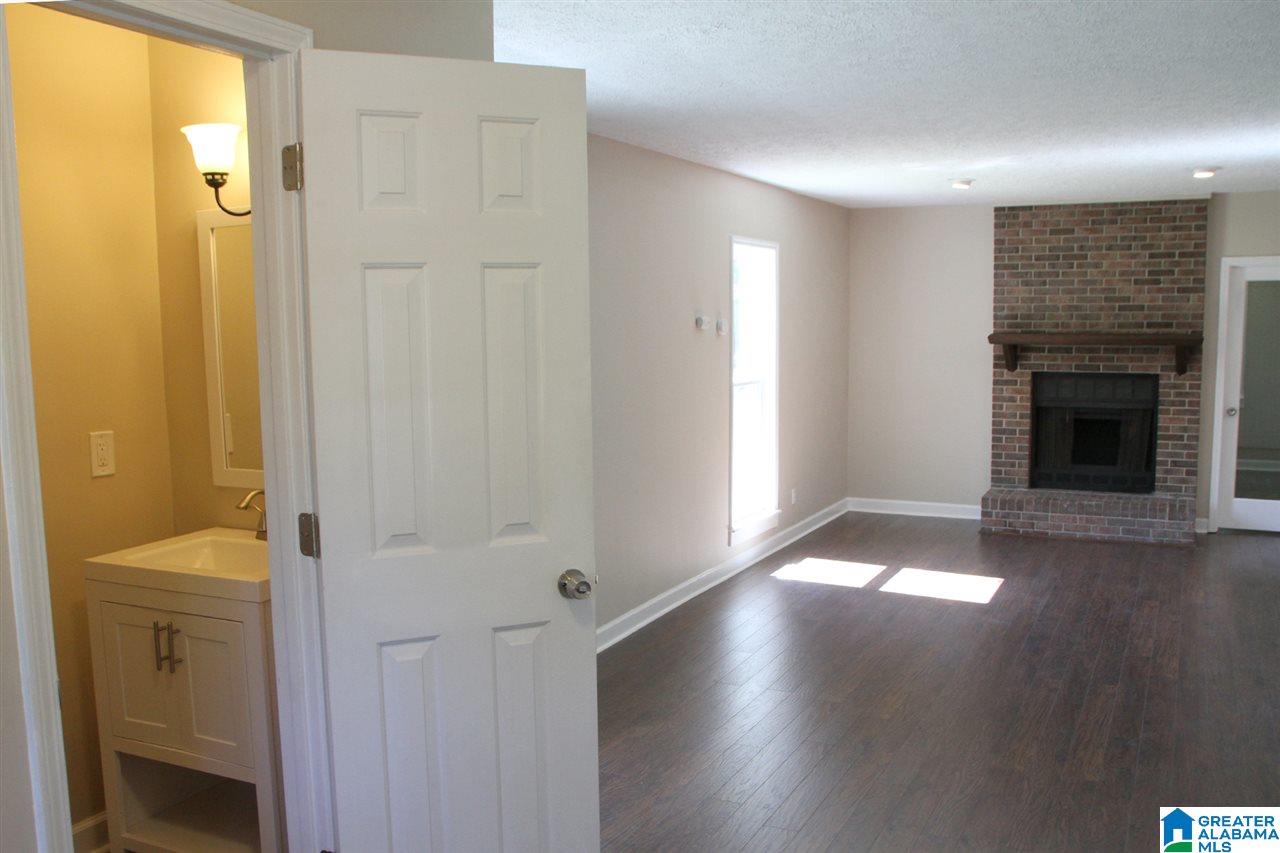 4405 Mayfair Road Anniston, AL 36207 - Photo 5 of 13