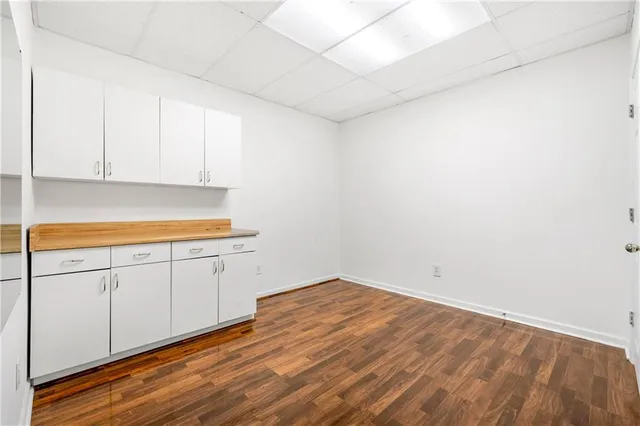 $638,000 | 10895 Glenbarr Drive, Johns Creek, GA 30097