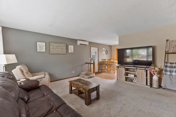 $252,800 | 1015 3rd Street Southeast, Bemidji, MN 56601