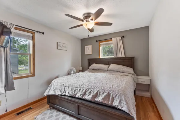 $252,800 | 1015 3rd Street Southeast, Bemidji, MN 56601