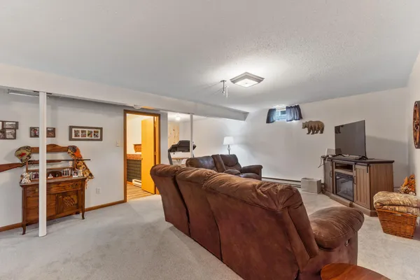 $252,800 | 1015 3rd Street Southeast, Bemidji, MN 56601