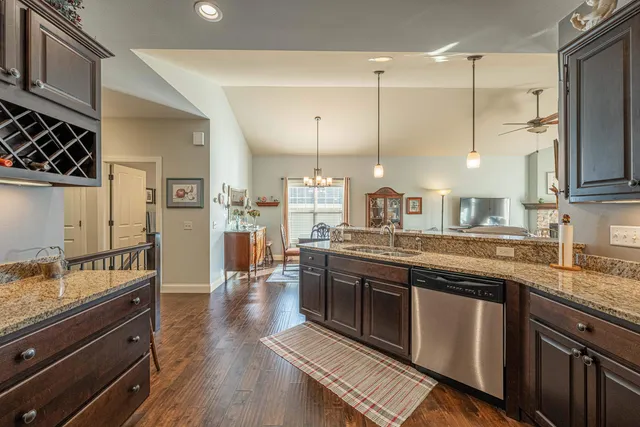 $534,900 | 6785 Village Walk Lane, DeForest, WI 53532