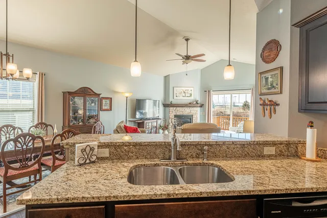 $534,900 | 6785 Village Walk Lane, DeForest, WI 53532