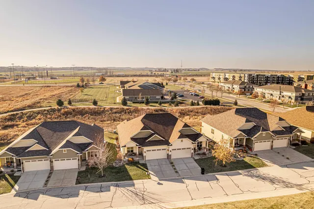 $534,900 | 6785 Village Walk Lane, DeForest, WI 53532