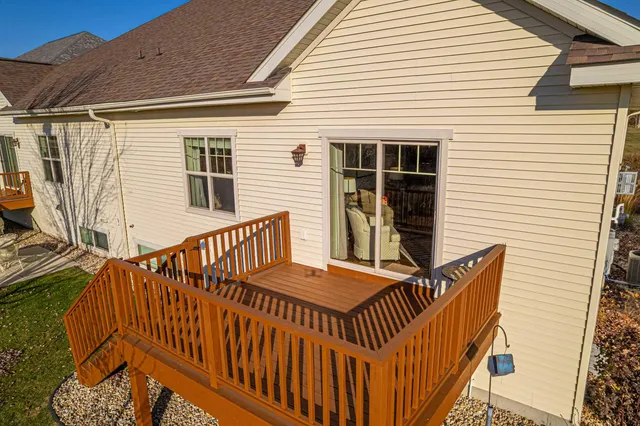 $534,900 | 6785 Village Walk Lane, DeForest, WI 53532