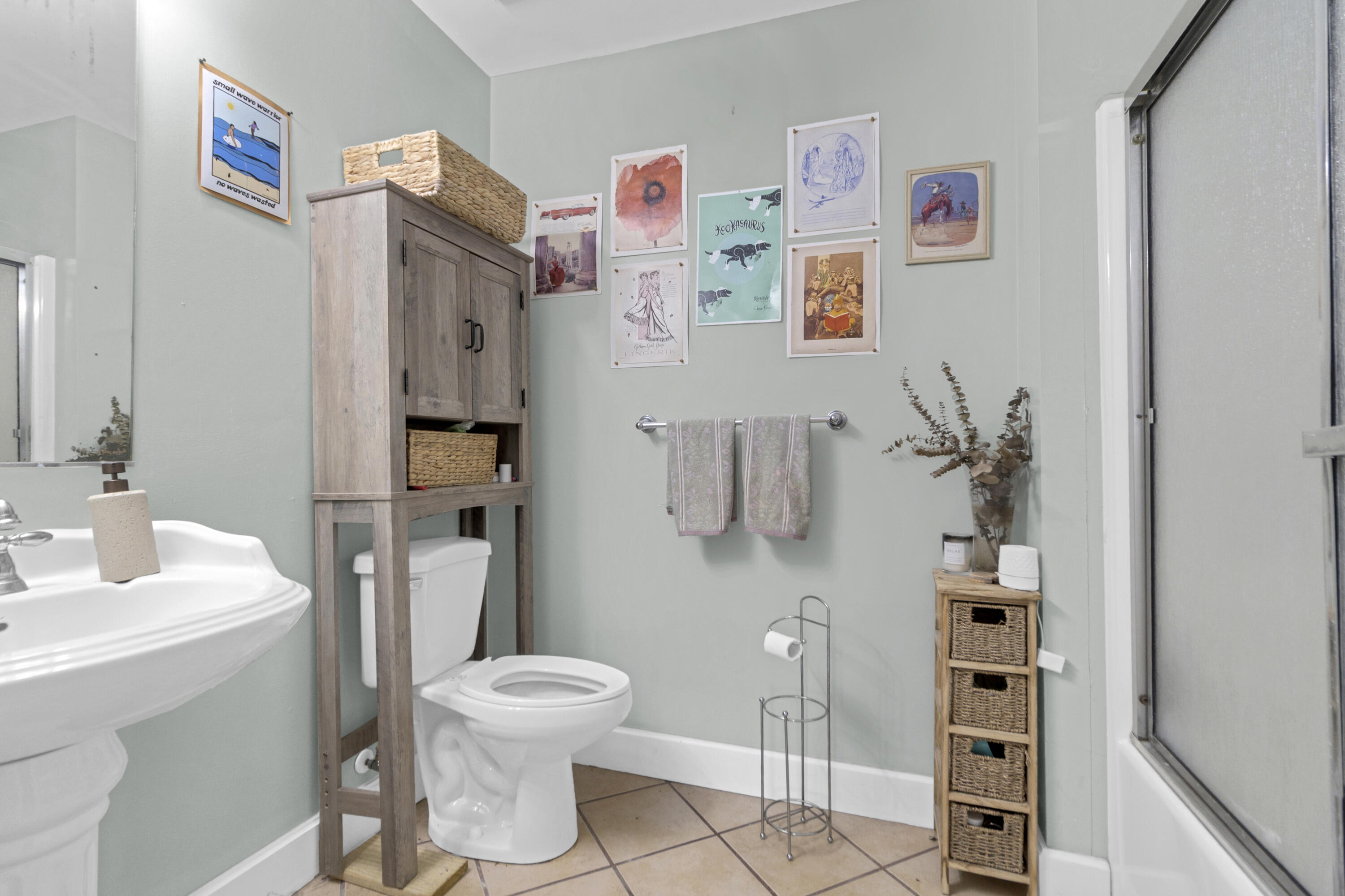 124 East Hudson Avenue Folly Beach, SC 29439 - Photo 13 of 29 124 E Hudson -Tidalcreekphoto- (12)