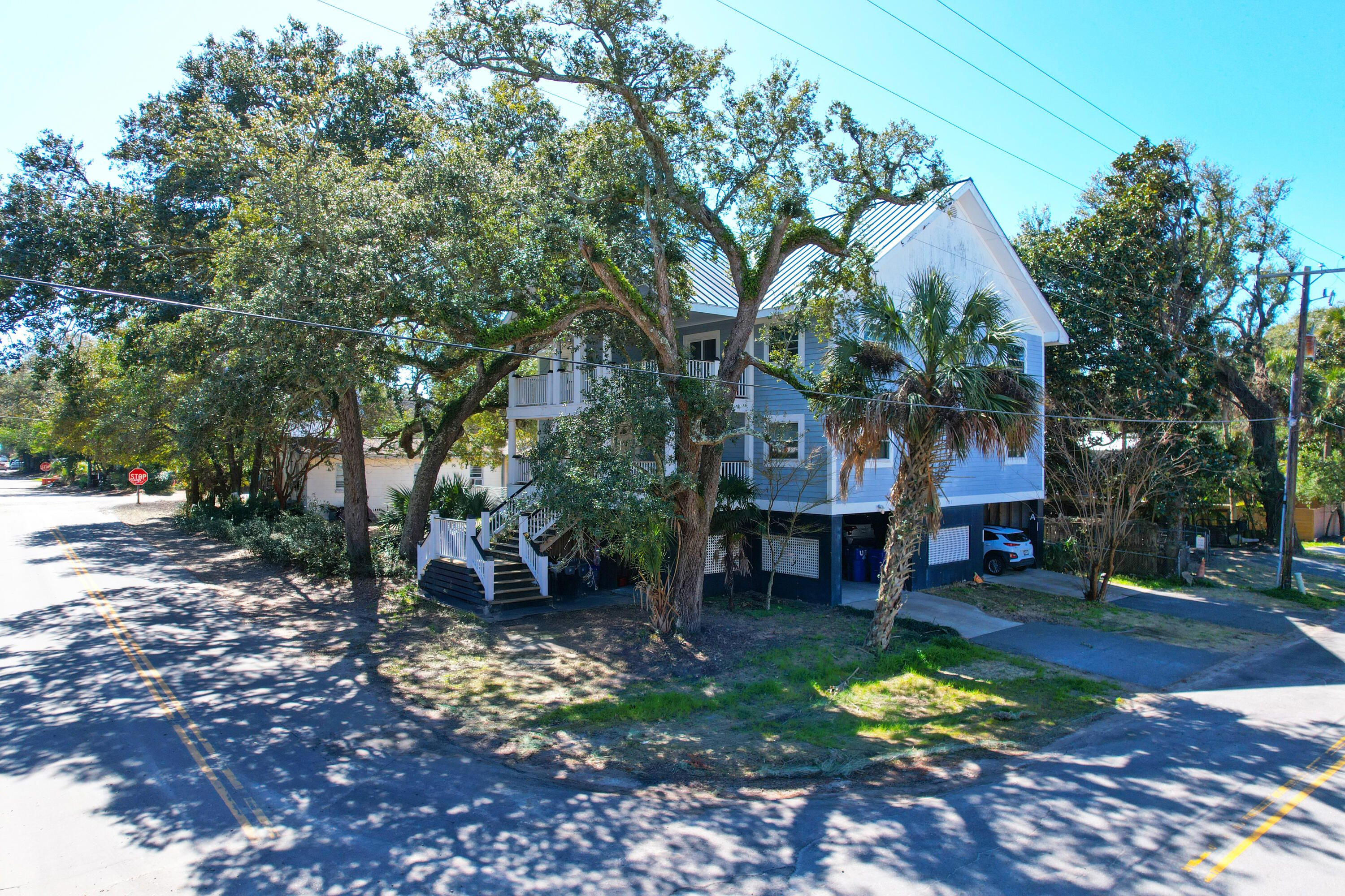 124 East Hudson Avenue Folly Beach, SC 29439 - Photo 20 of 29 124 E Hudson -Tidalcreekphoto- (6)