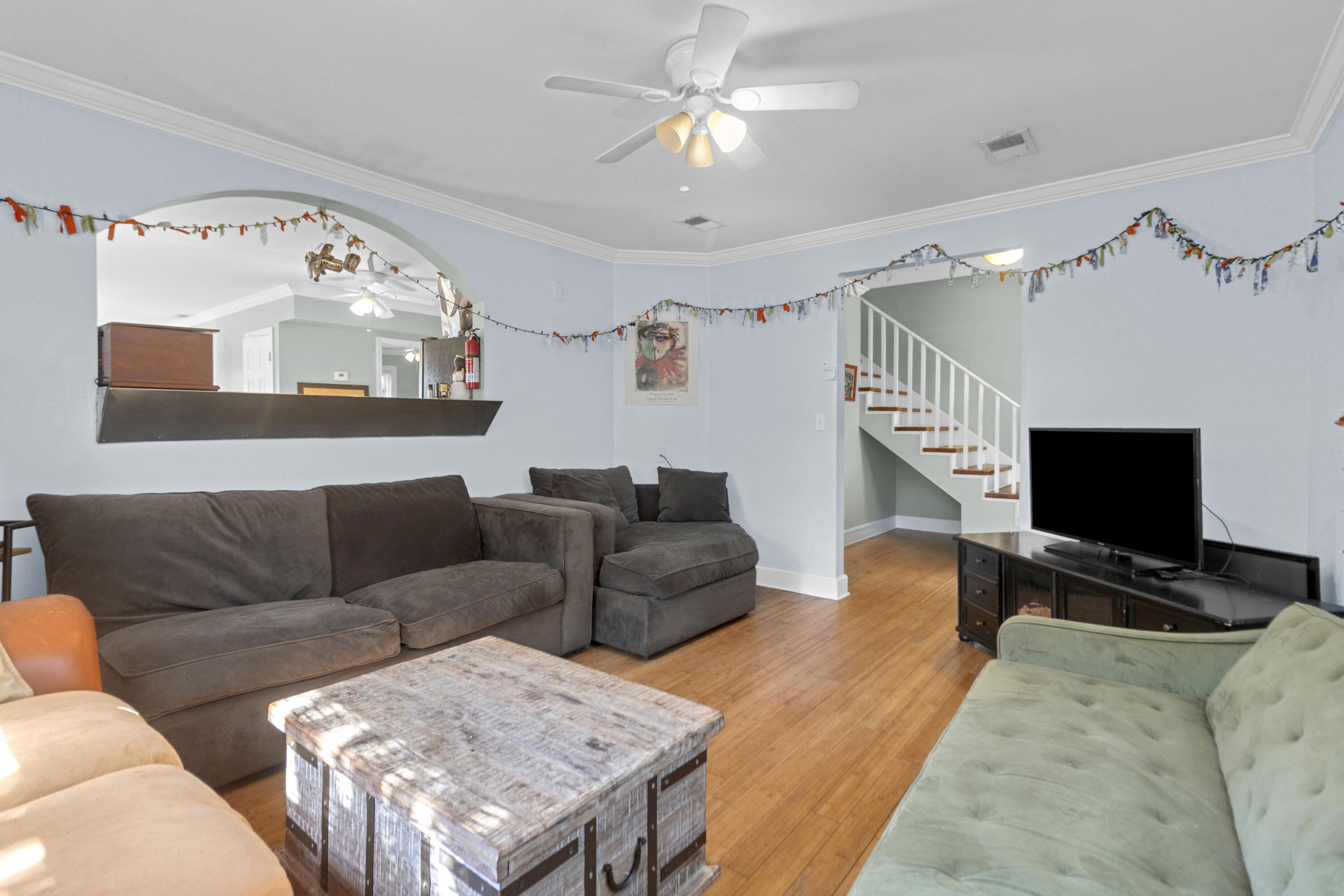 124 East Hudson Avenue Folly Beach, SC 29439 - Photo 4 of 29 124 E Hudson -Tidalcreekphoto- (9)